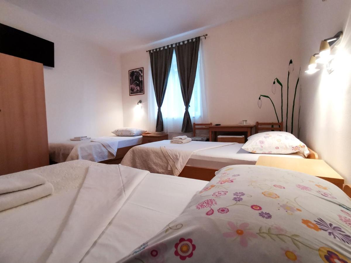 Guest House Il Giardino Duplancic Сплит Екстериор снимка