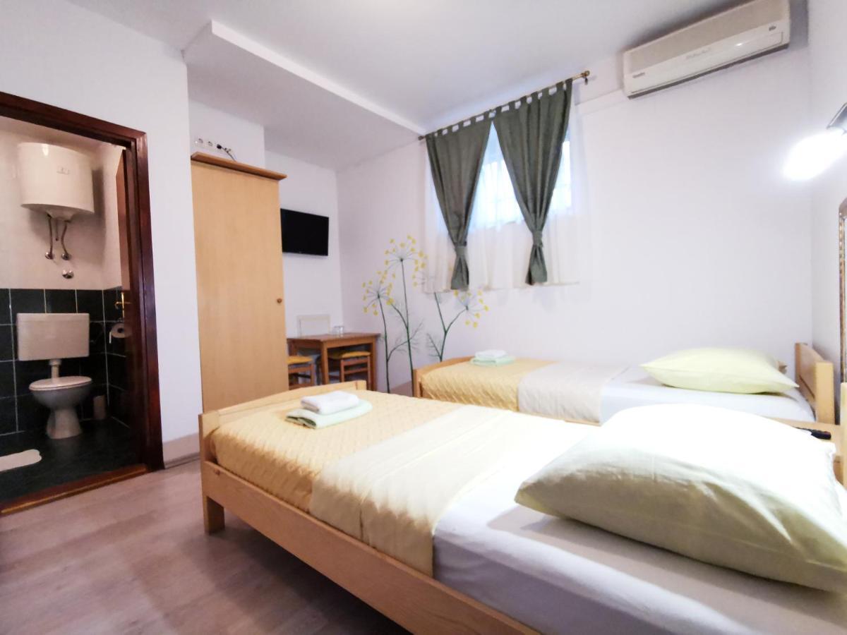 Guest House Il Giardino Duplancic Сплит Екстериор снимка